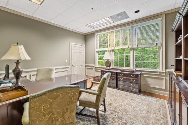 21-print-LaRuche-Peachtree Res - 7380 McGinnis Ferry Rd - Office - Interiors-11
