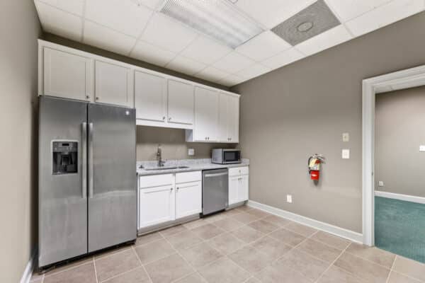 31-print-LaRuche-Peachtree Res - 7380 McGinnis Ferry Rd - Office - Interiors-21