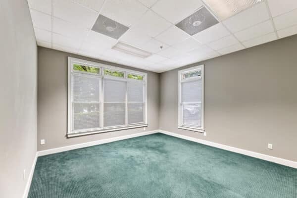 35-print-LaRuche-Peachtree Res - 7380 McGinnis Ferry Rd - Office - Interiors-25