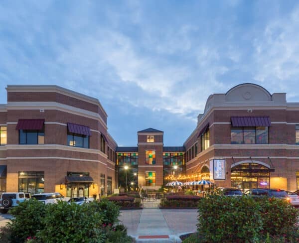 Chastain Market Exterior_1