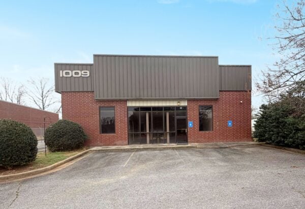 Lavista_1009 Union Center Drive